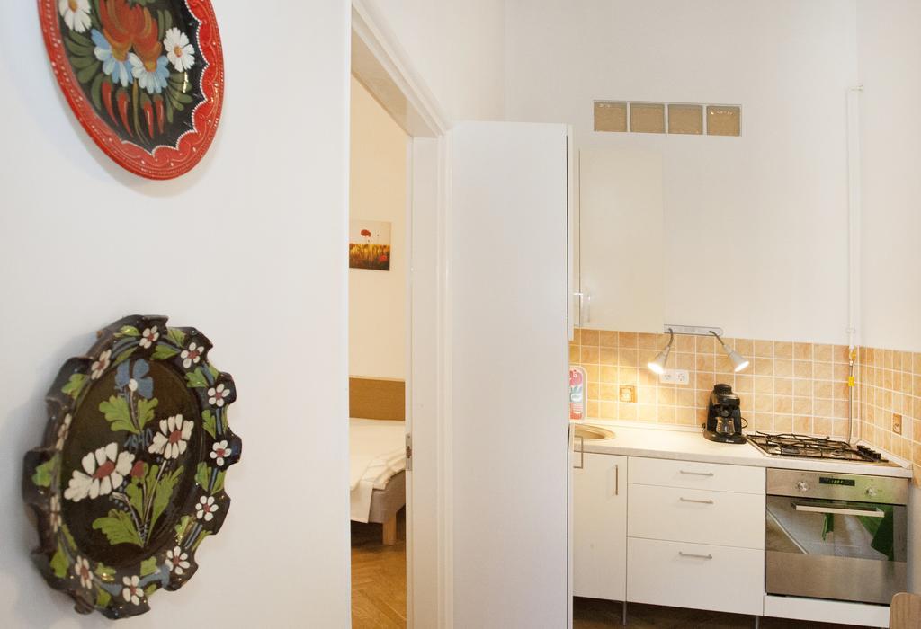 Carolyn Apartman In The Old City Budapeste Exterior foto